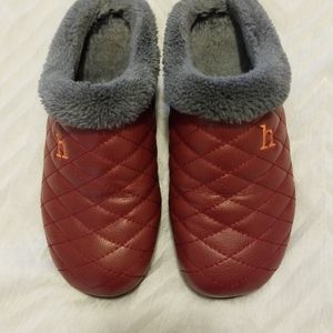 Plush slippers